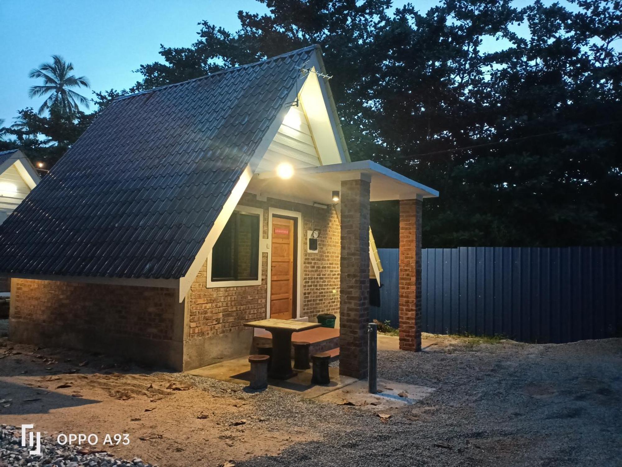 Zainab Cottage 파시르푸테 외부 사진